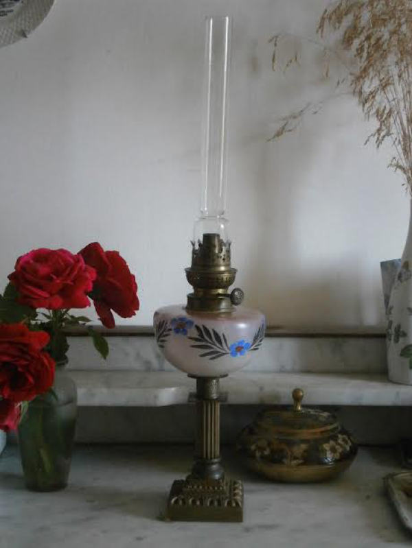 Антикварная керосиновая лампа, Франция