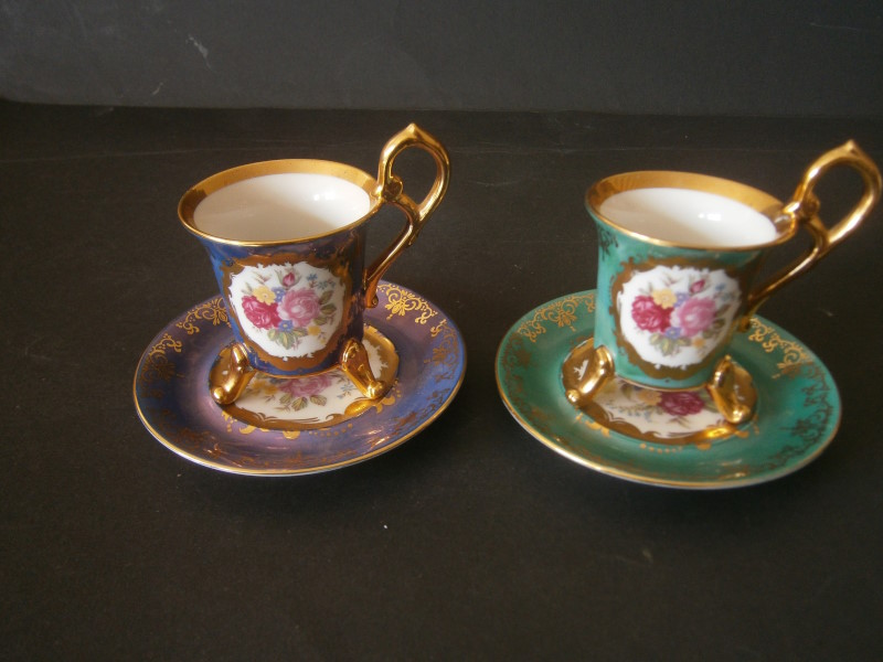 Две японские кофейные чашки золото 