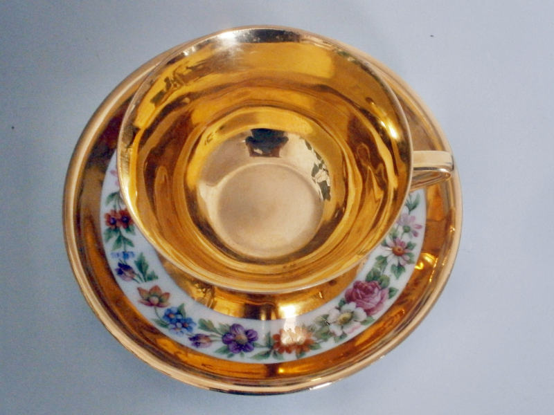 Антикварная французская кофейная чашка Лимож