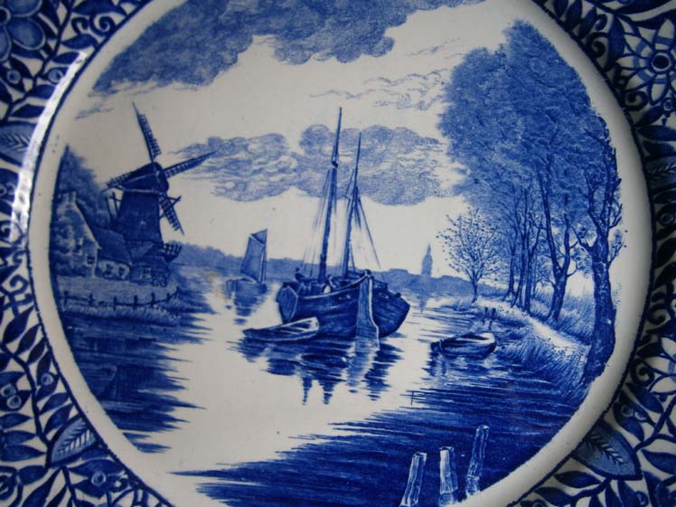 Настенная голландская тарелка Delft blau