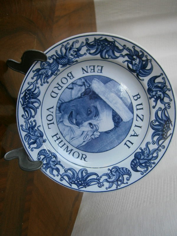 Голландская портретная тарелка